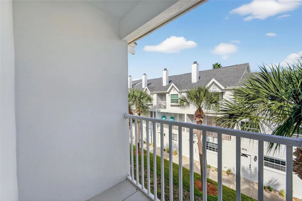 17960 GULF BOULEVARD #104 Redington Shores, FL 33708