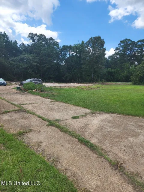 5733-5735 Terry Road