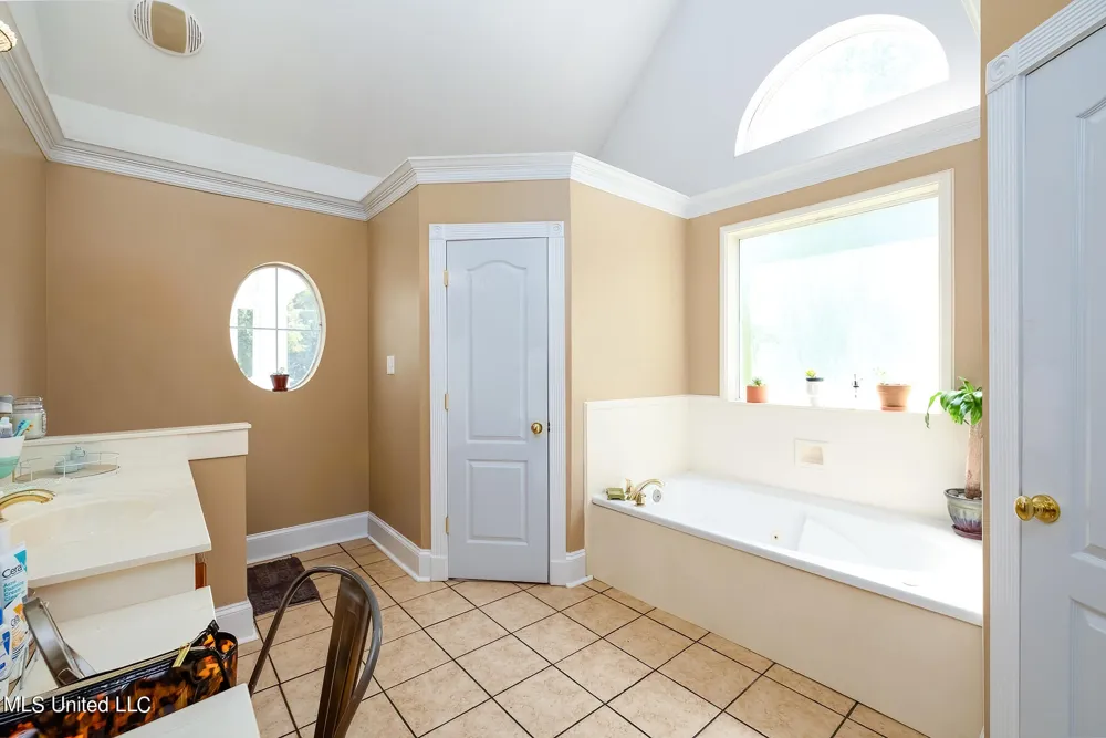 7855 Hwy 11 Carriere, MS 39426