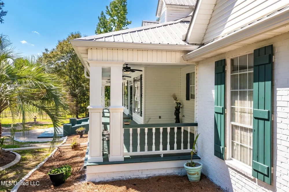 7855 Hwy 11 Carriere, MS 39426