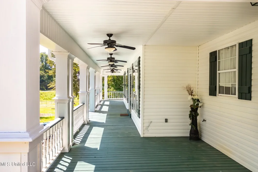7855 Hwy 11 Carriere, MS 39426