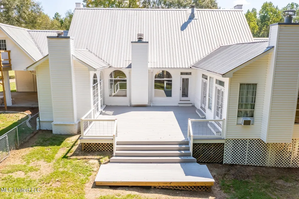 7855 Hwy 11 Carriere, MS 39426