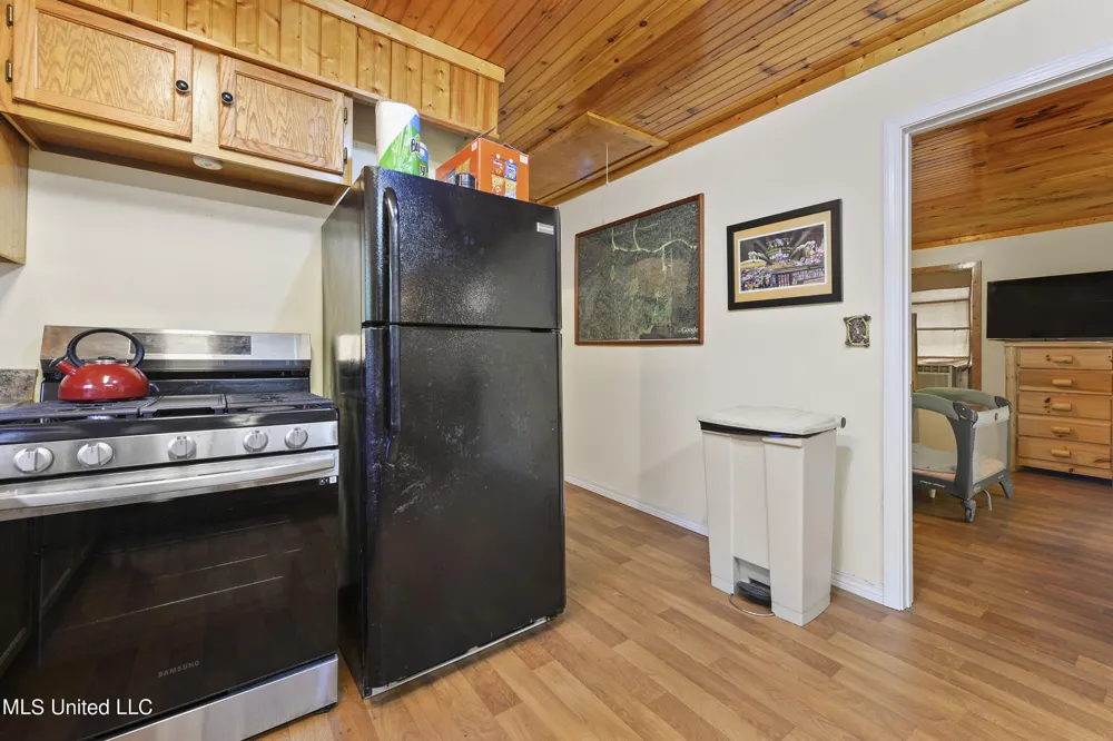 377a Deep Creek Road Wiggins, MS 39577
