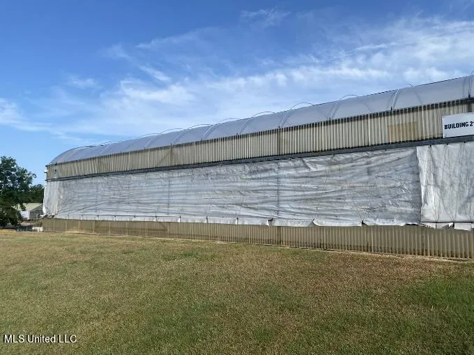 4450 Parsons Road Raymond, MS 39154