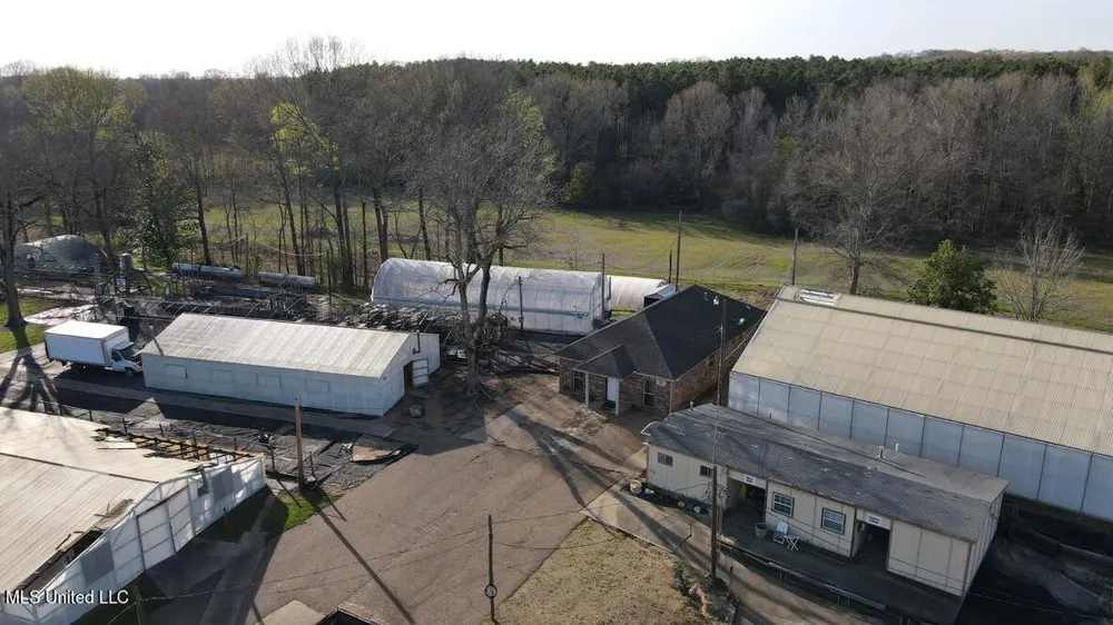4450 Parsons Road Raymond, MS 39154