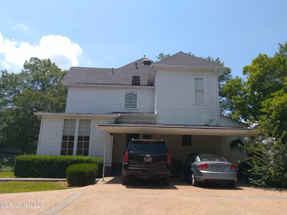 207 E Percy Street Indianola, MS 38751