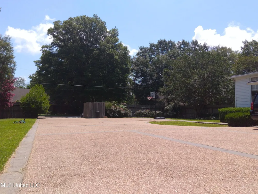 207 E Percy Street Indianola, MS 38751