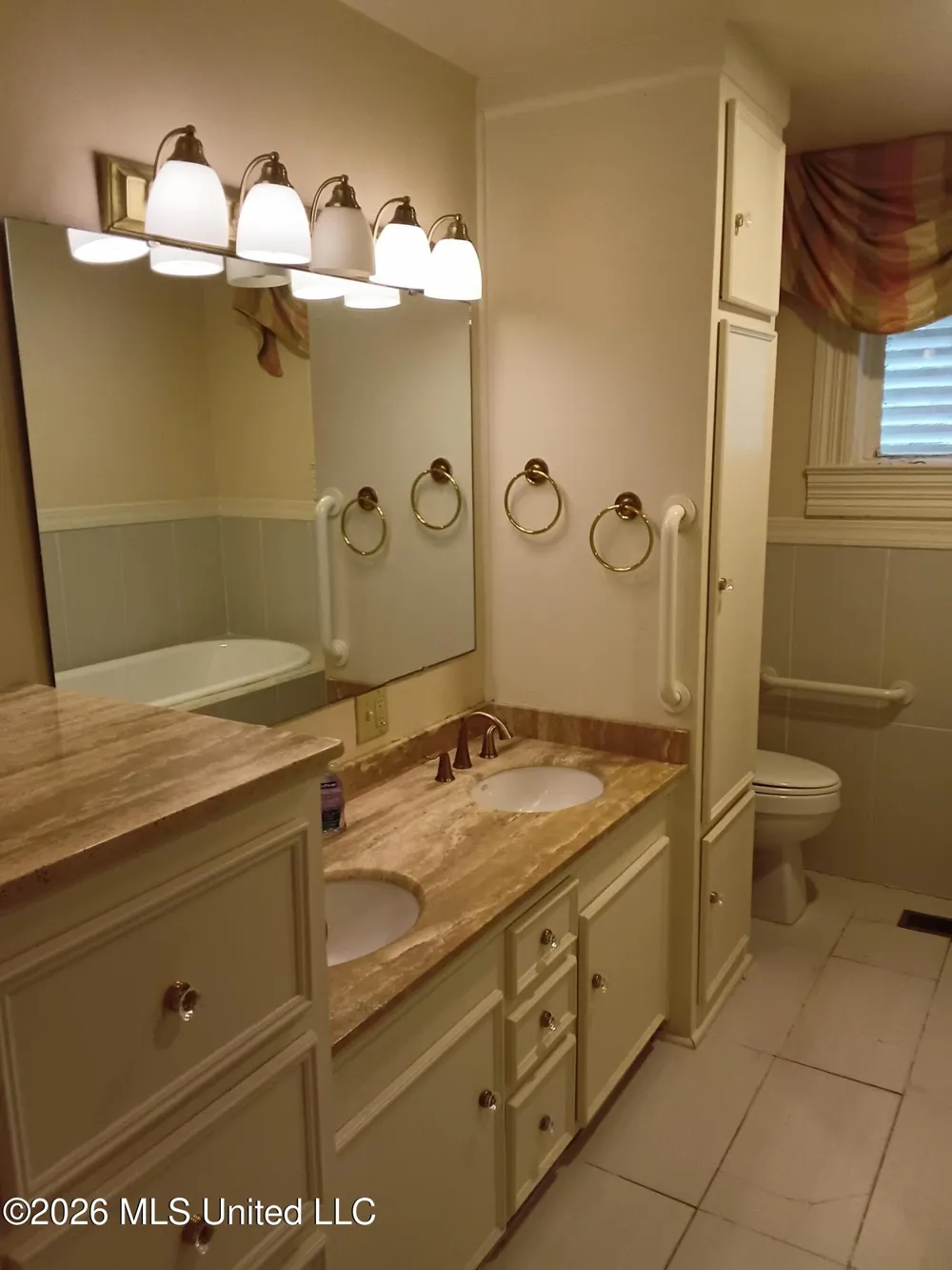 207 E Percy Street Indianola, MS 38751