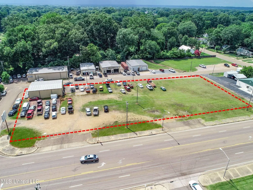 143 51 Batesville, MS 38606