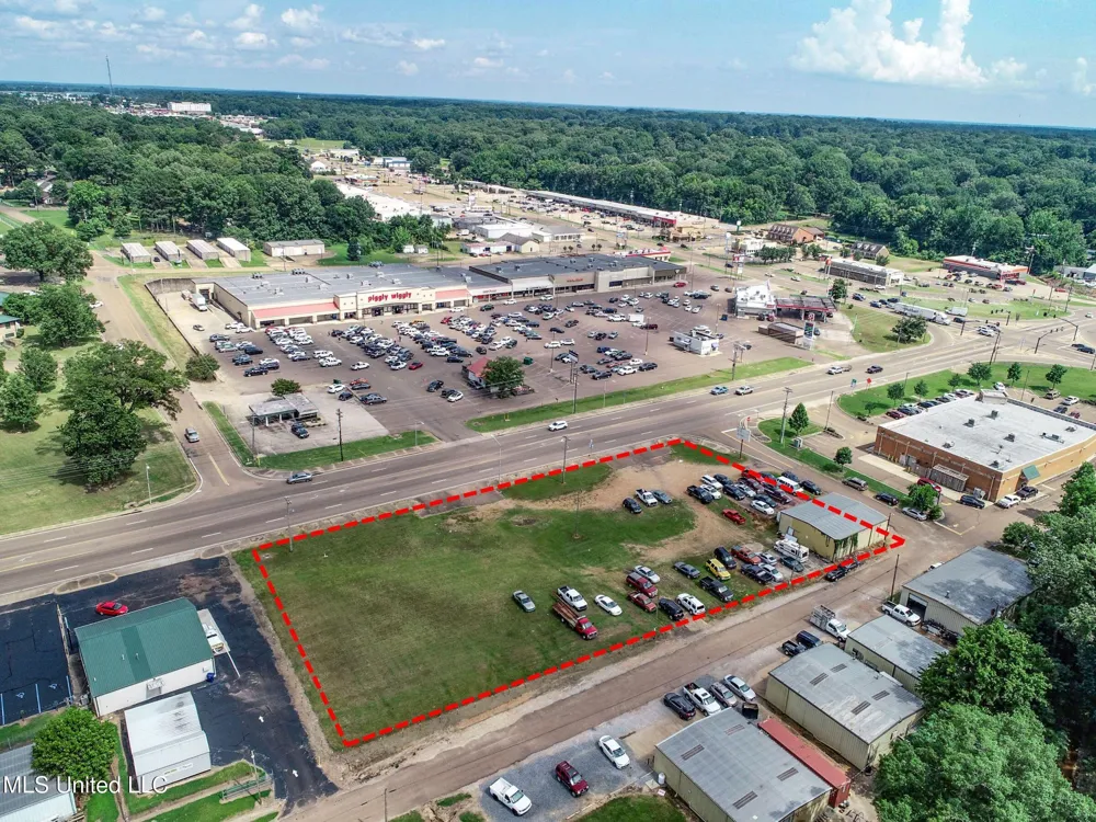 143 51 Batesville, MS 38606
