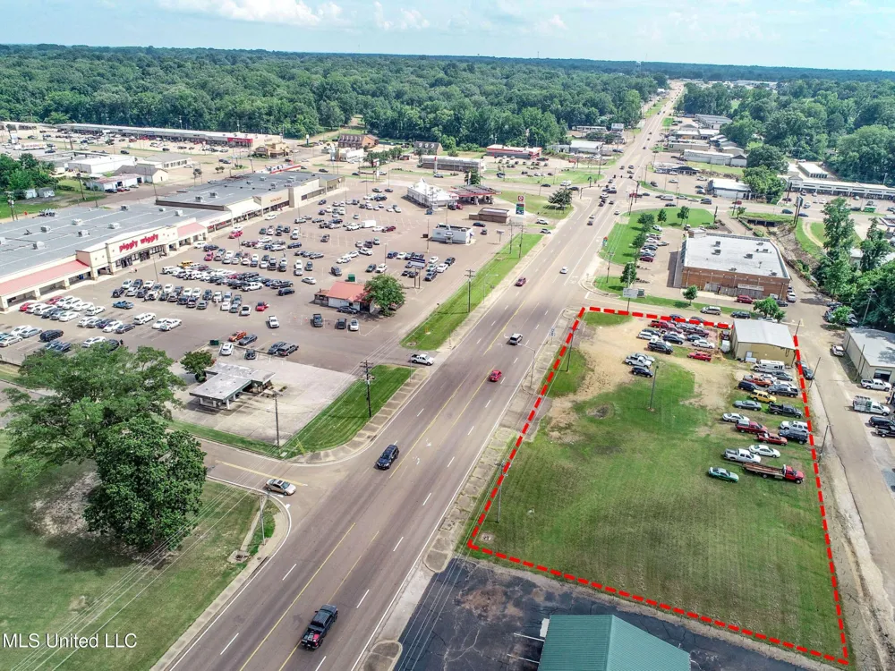 143 51 Batesville, MS 38606