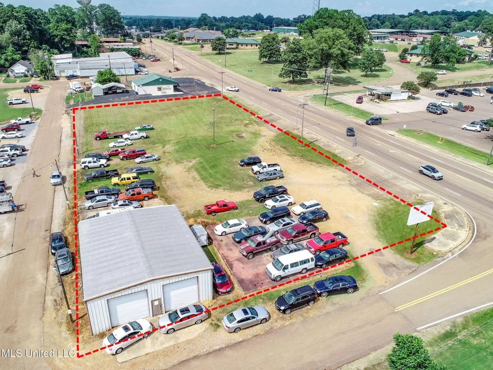 143 51 Batesville, MS 38606