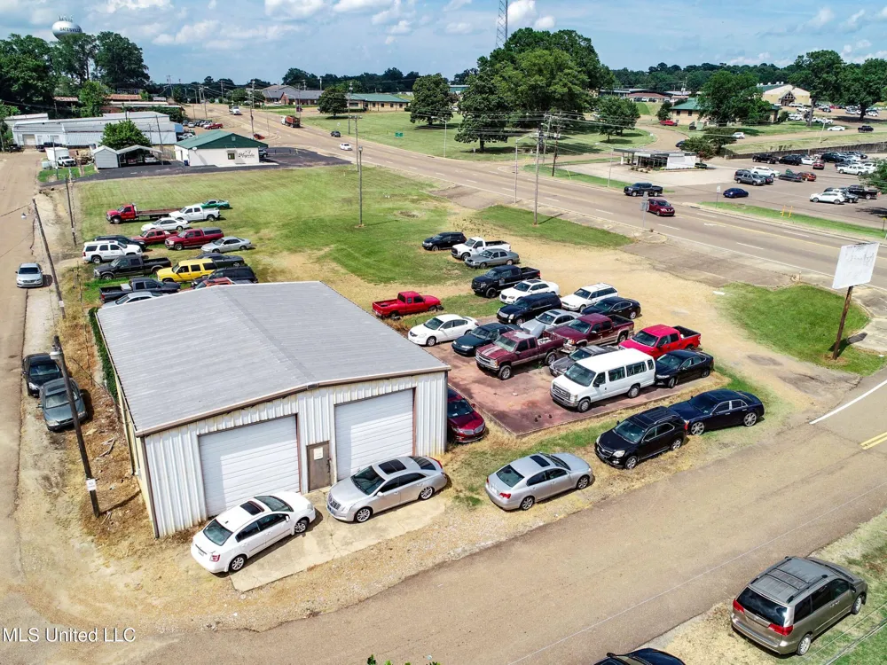 143 51 Batesville, MS 38606