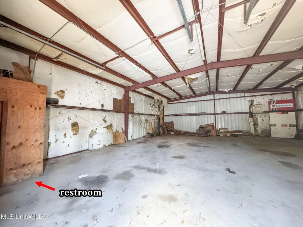 143 51 Batesville, MS 38606