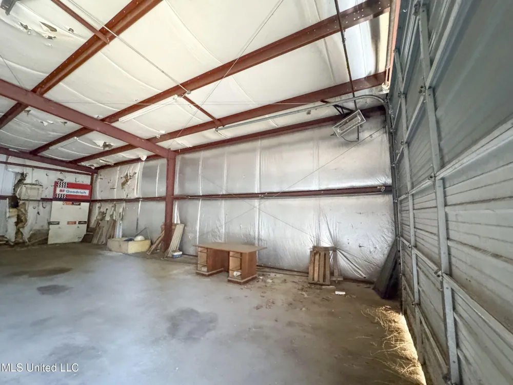 143 51 Batesville, MS 38606