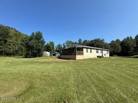 1019 Kennedy Road