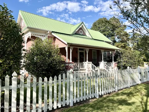 709 Liberty White Road