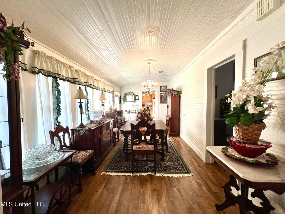 709 Liberty White Road Liberty, MS 39645