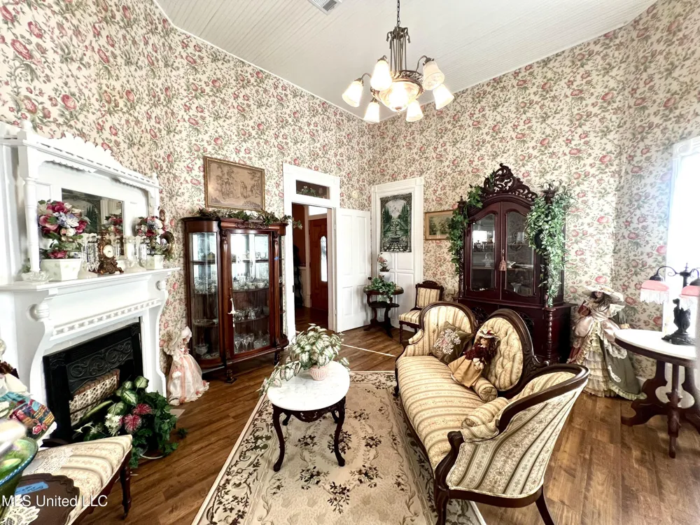 709 Liberty White Road Liberty, MS 39645