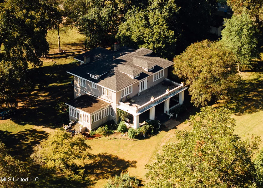 300 Elizabeth Street Rosedale, MS 38769