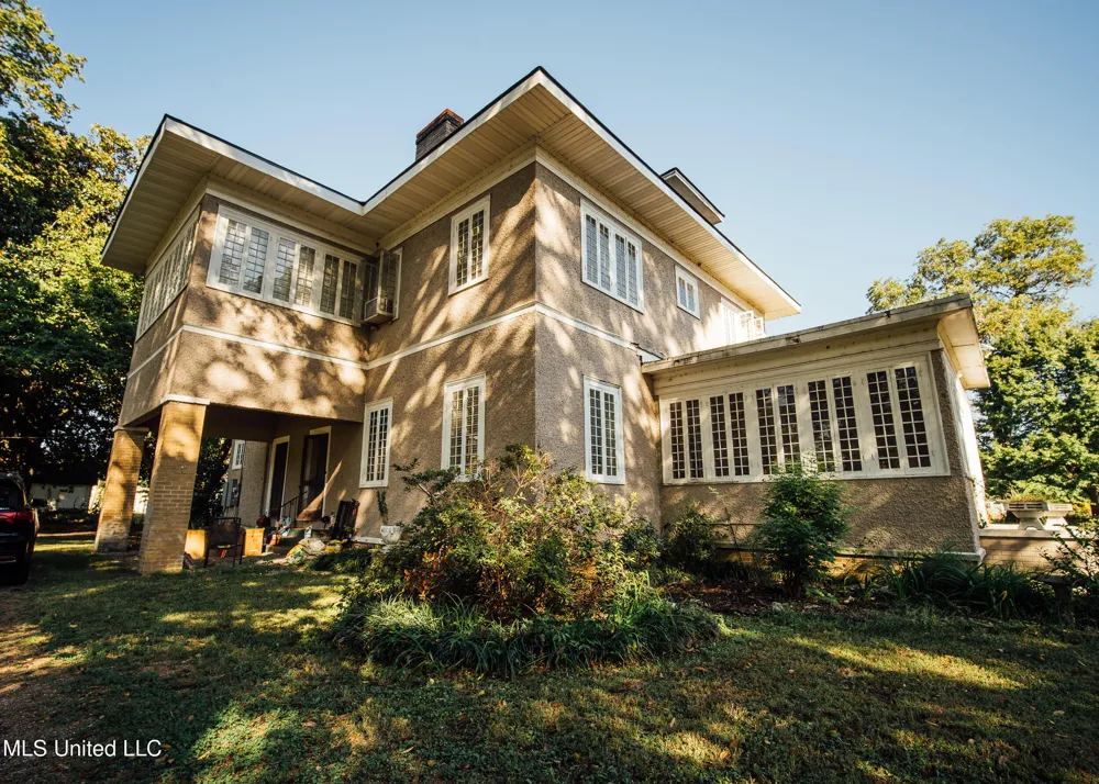 300 Elizabeth Street Rosedale, MS 38769