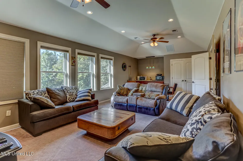 1351 Dorse Road Michigan City, MS 38647