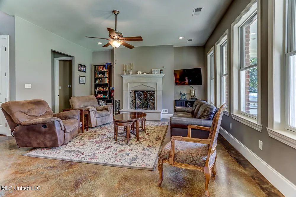 1351 Dorse Road Michigan City, MS 38647