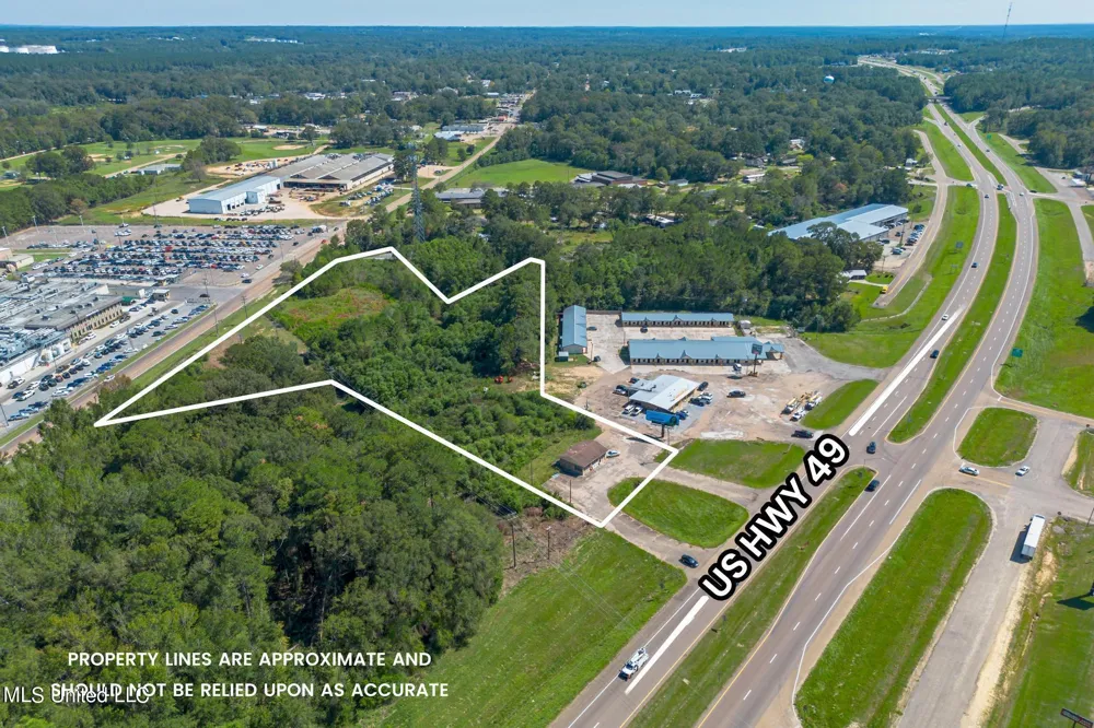 3492 Us 49 N Collins, MS 39428