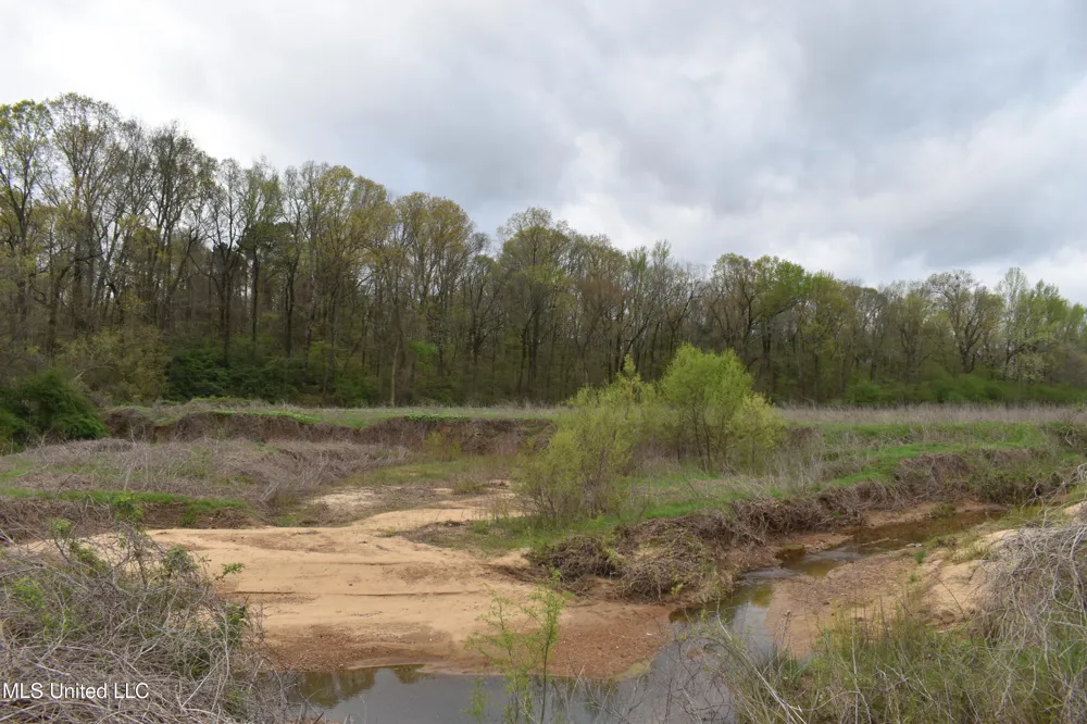 0 Hwy 278 Batesville, MS 38606