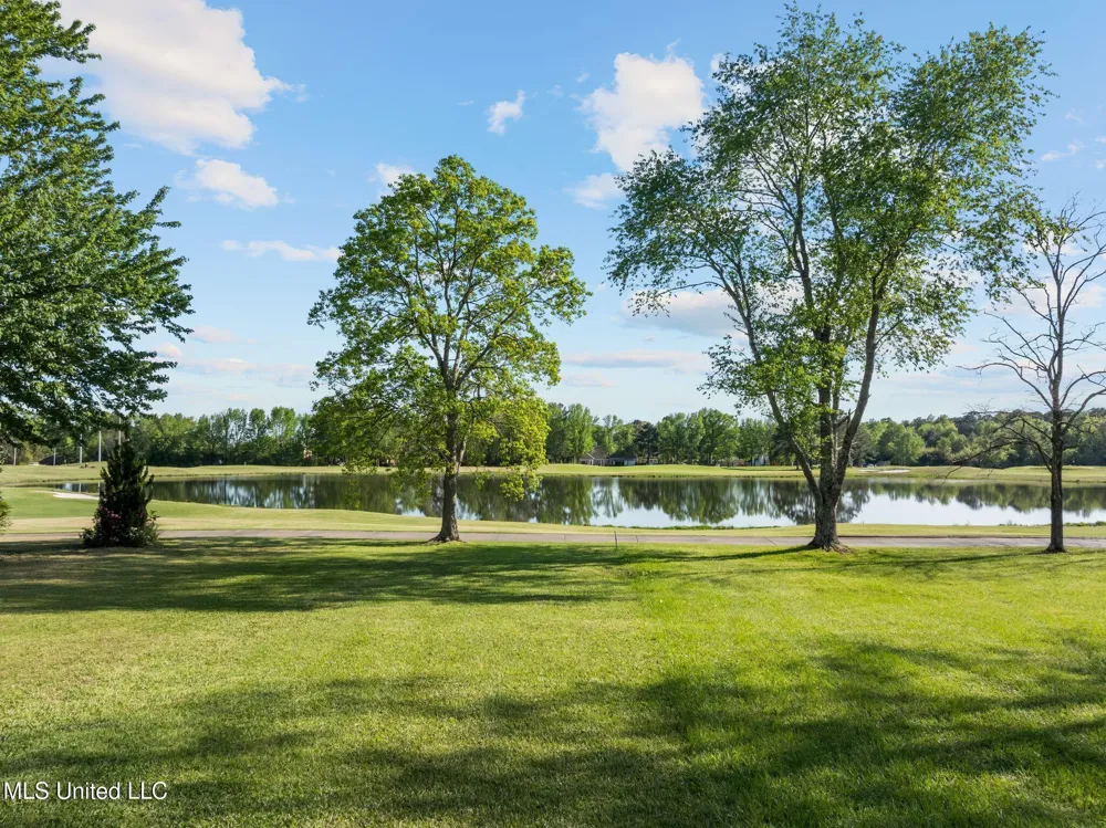14 Sunset Hill Hattiesburg, MS 39402