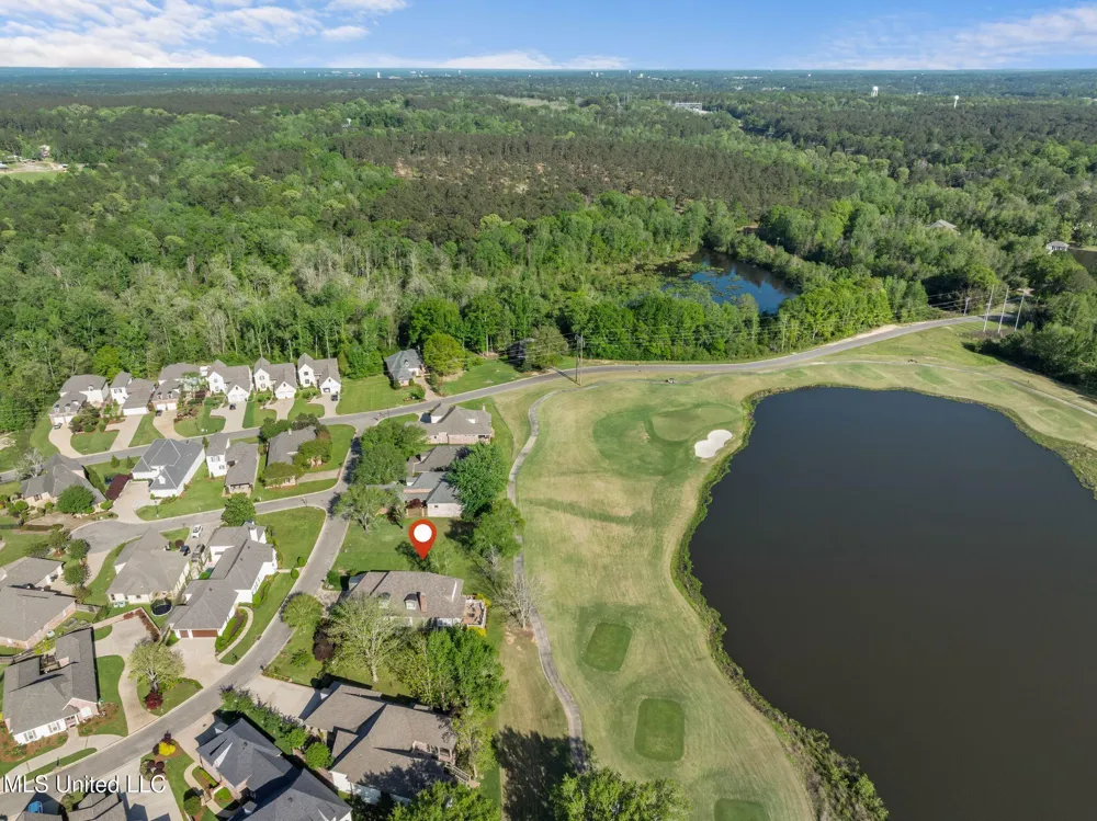 14 Sunset Hill Hattiesburg, MS 39402