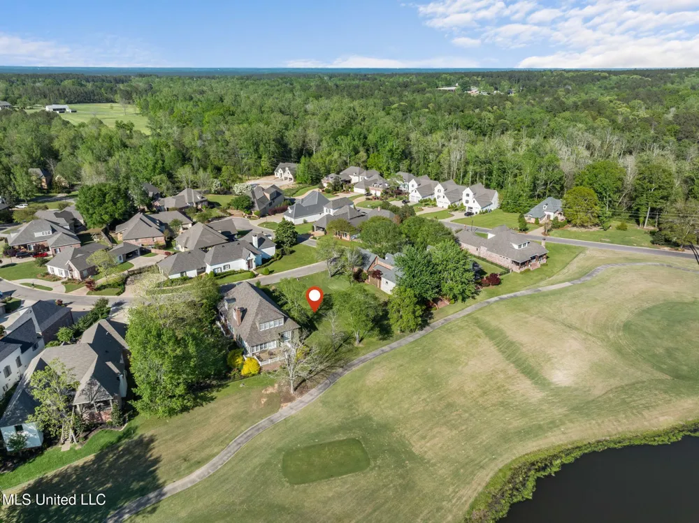 14 Sunset Hill Hattiesburg, MS 39402