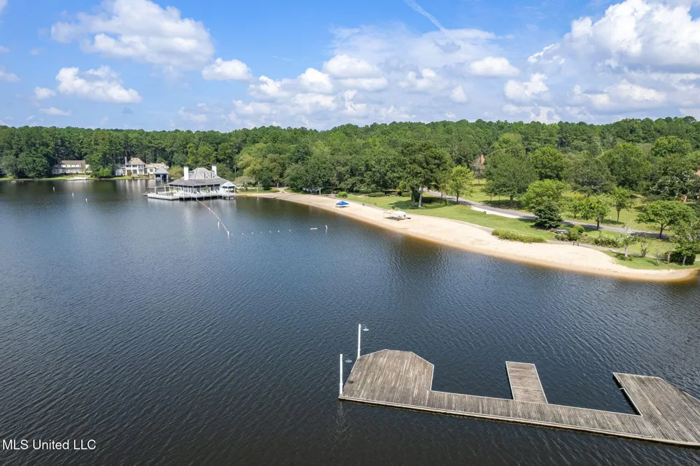14 Sunset Hill Hattiesburg, MS 39402