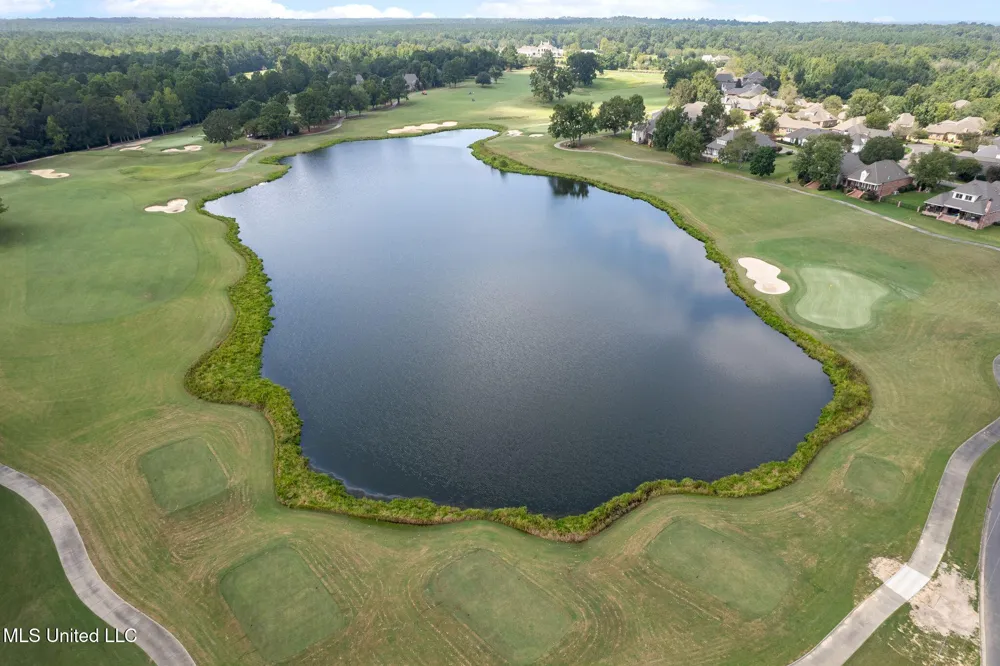 14 Sunset Hill Hattiesburg, MS 39402