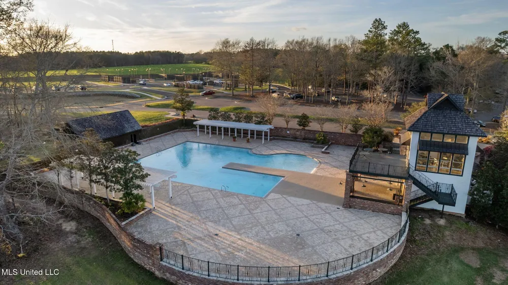 14 Sunset Hill Hattiesburg, MS 39402
