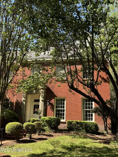 256 Eastbrooke Street