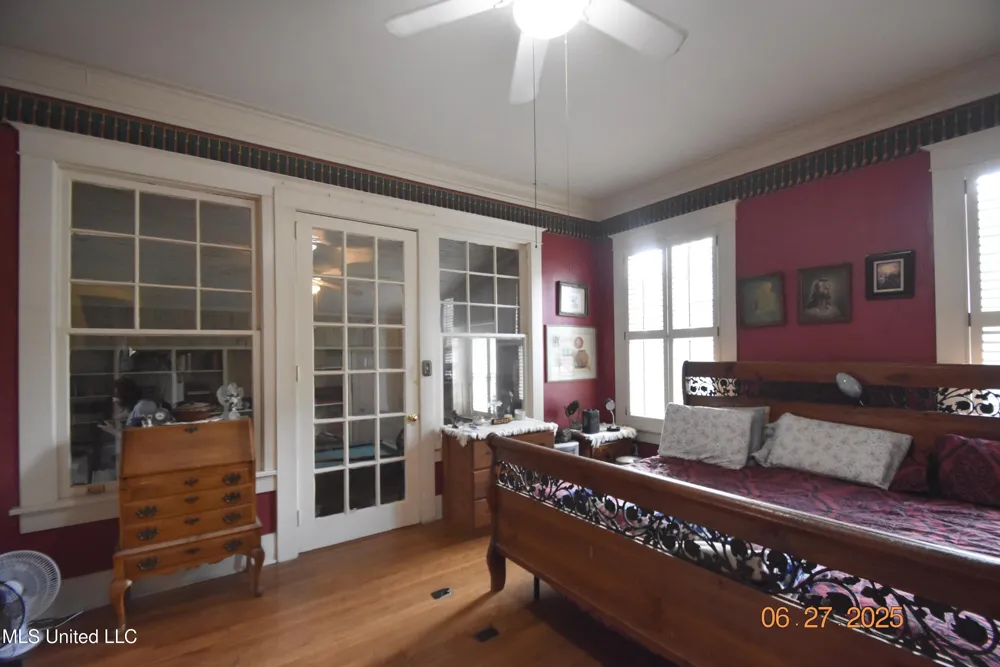 1211 River Road Greenwood, MS 38930