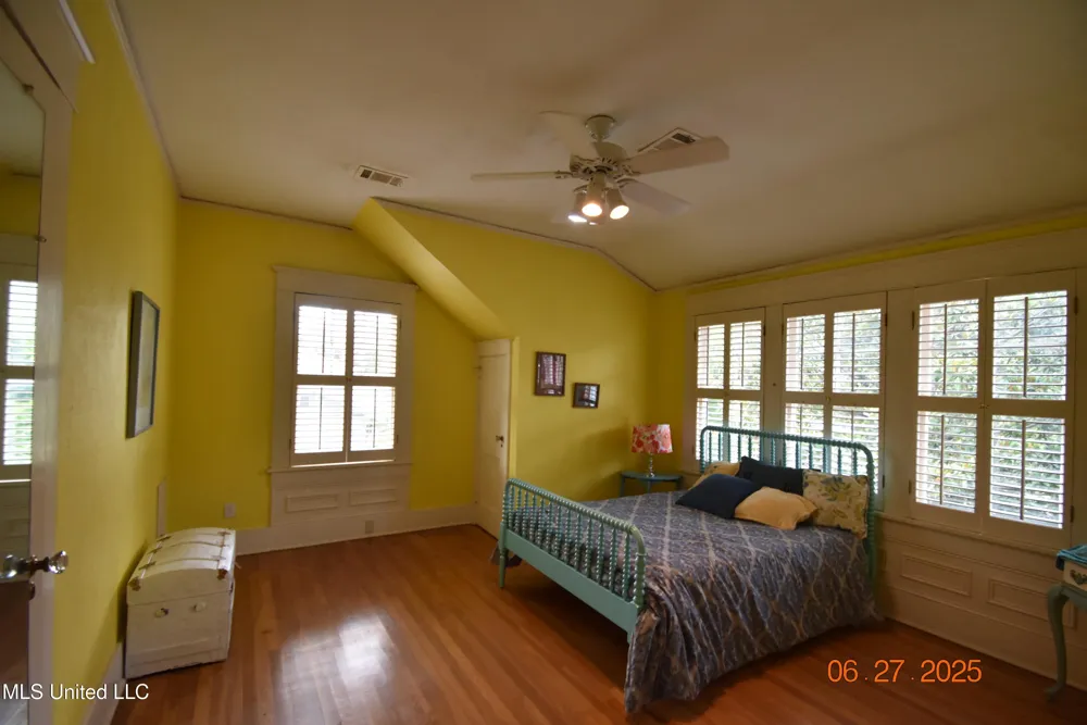 1211 River Road Greenwood, MS 38930