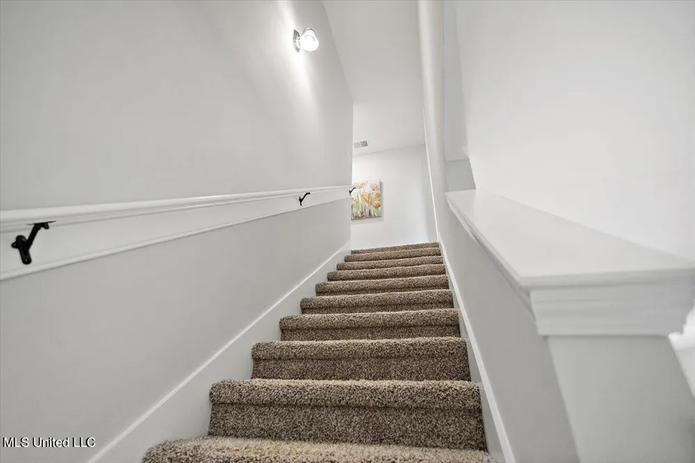 107 Red Bird Cove Senatobia, MS 38668