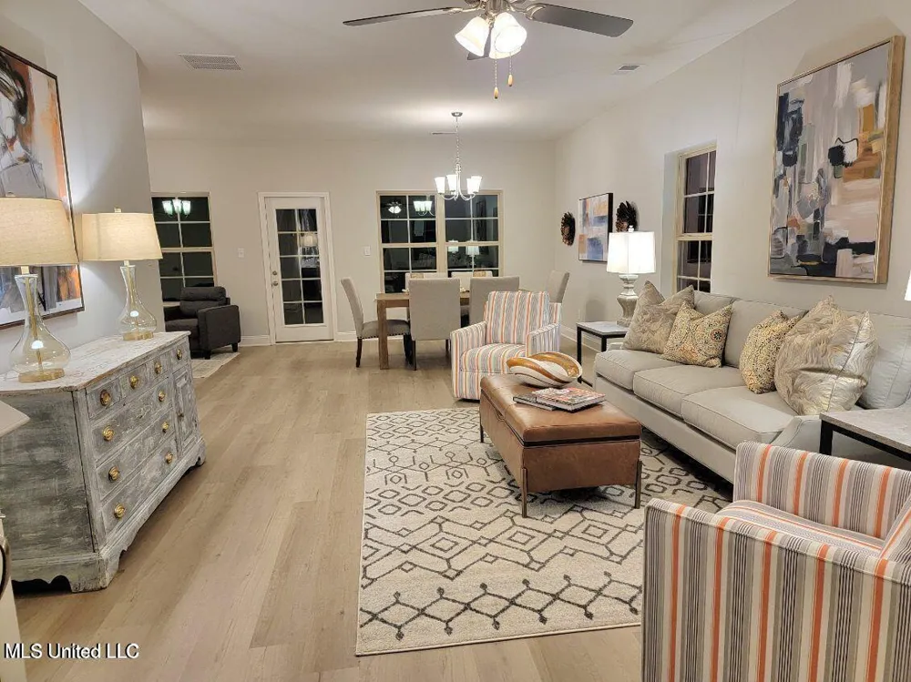 107 Red Bird Cove Senatobia, MS 38668