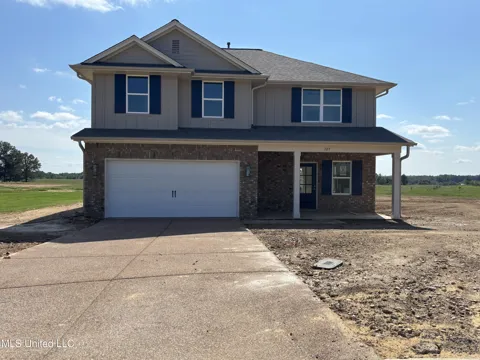 107 Red Bird Cove