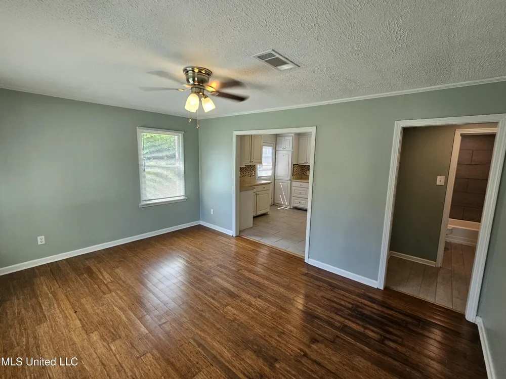2445 Highway 16 Carthage, MS 39051