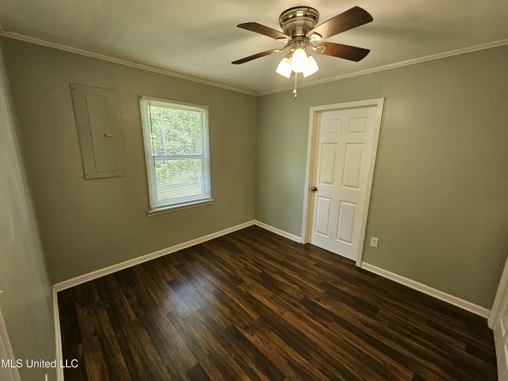 2445 Highway 16 Carthage, MS 39051
