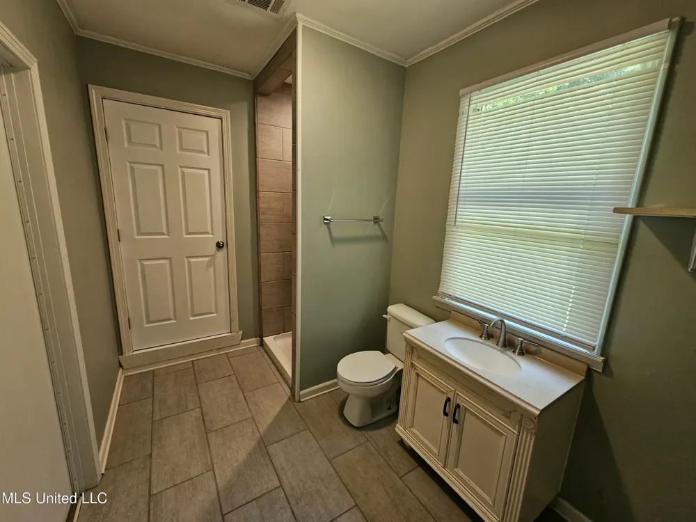 2445 Highway 16 Carthage, MS 39051