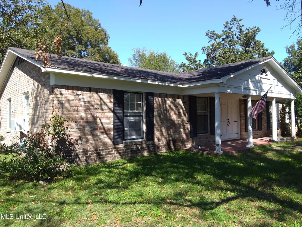 307 Clover Drive Indianola, MS 38751