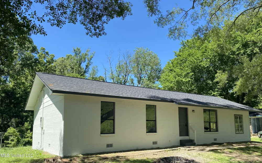 4534 Halls Ferry Road Vicksburg, MS 39180