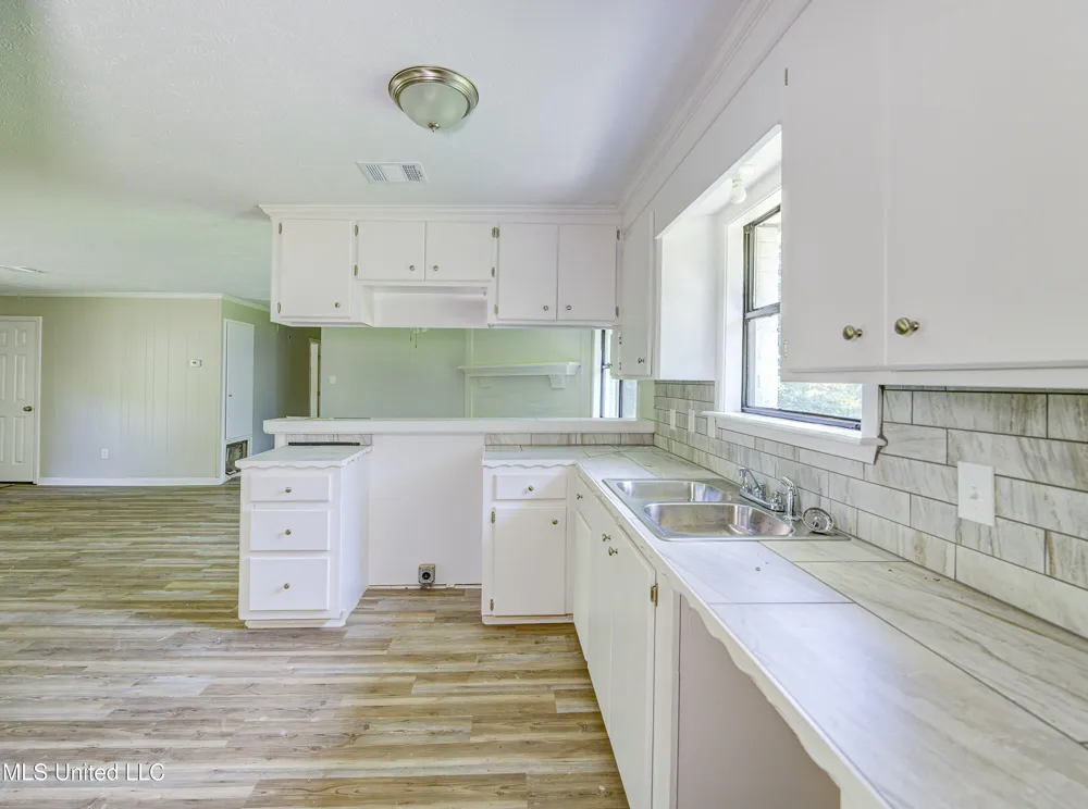 4534 Halls Ferry Road Vicksburg, MS 39180