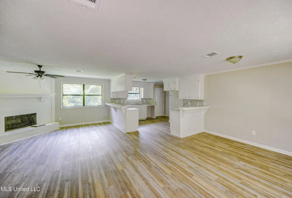 4534 Halls Ferry Road Vicksburg, MS 39180