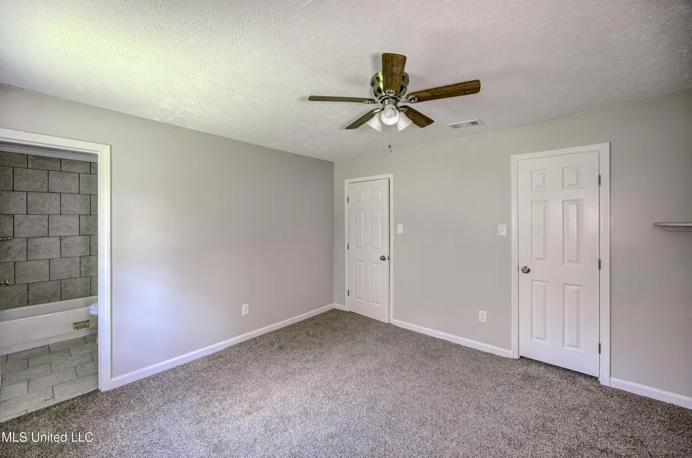 4534 Halls Ferry Road Vicksburg, MS 39180