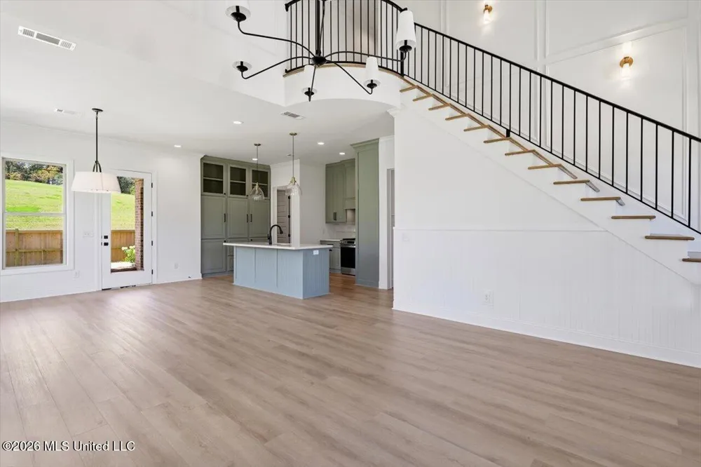 185 Bronson Bend Flowood, MS 39232